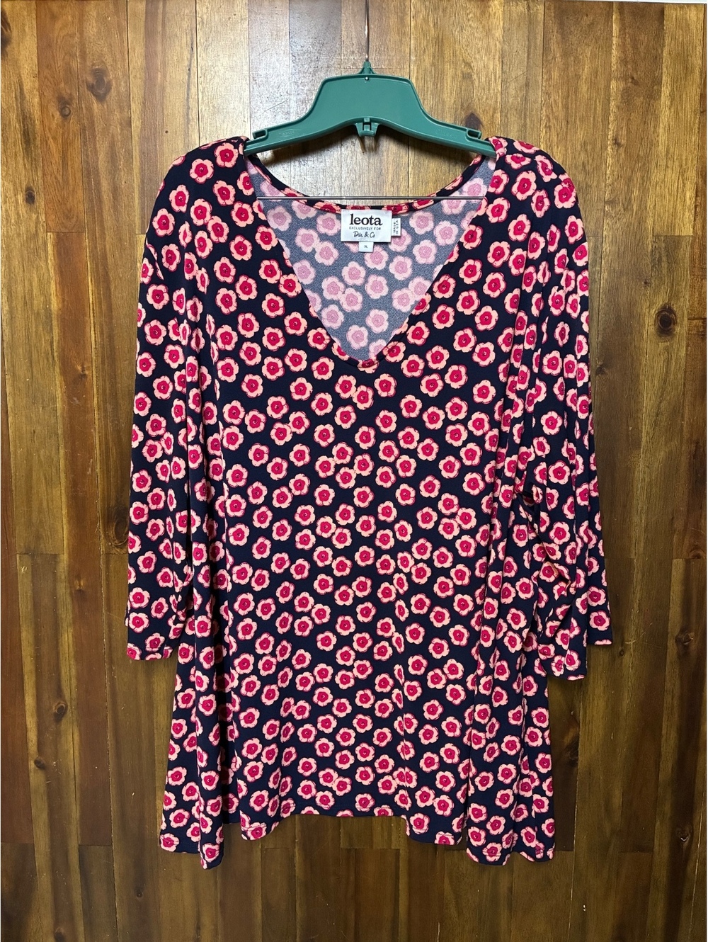 Leota Dia & Co 3X Navy Pink Floral Tunic Top V Neck 3/4 Sleeve Plus Size
